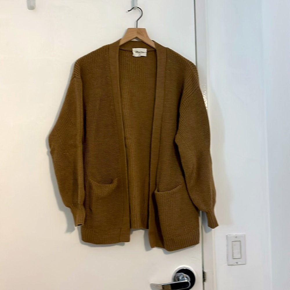 Aritzia Wilfred Unwind Cardigan in Saville (Camel)